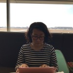 ラウンジにて
